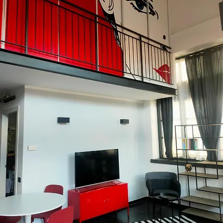 Bellissimo Loft In Contesto Moderno Elegante Con Parcheggio Interno