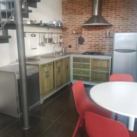 Appartamento Bellissimo Loft In Contesto Moderno Elegante Con Parcheggio Interno